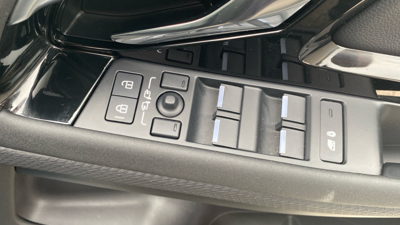 Land Rover Range Rover Evoque 2.0 P300 HST 5dr Auto Petrol Hatchback